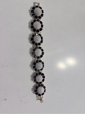 Ann Taylor Black & White Floral Bead Bracelet